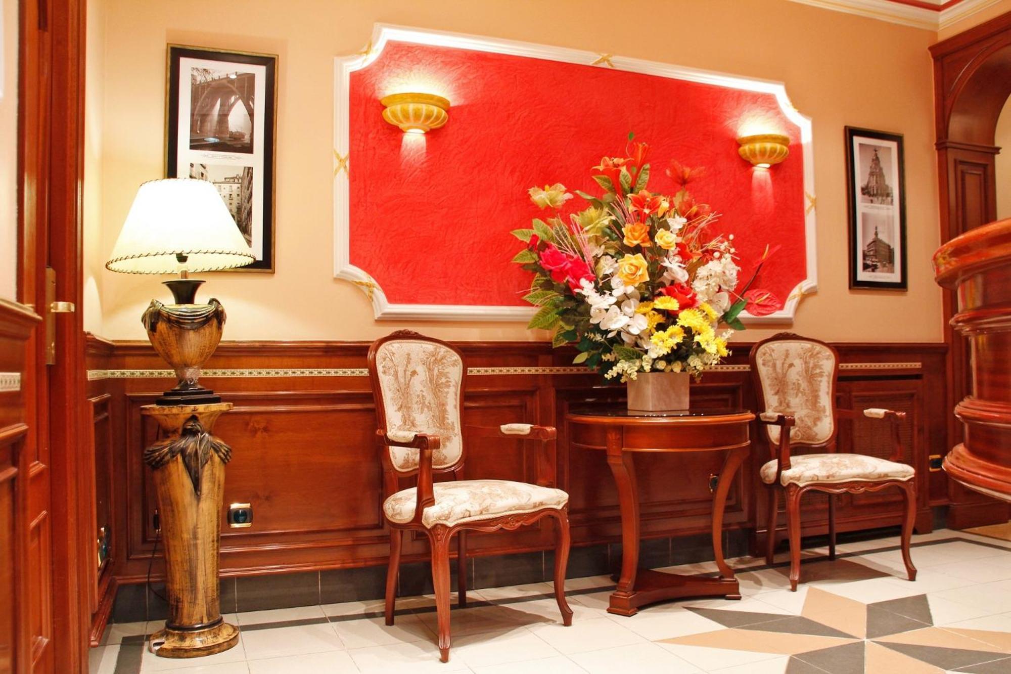 Hostal Victoria II — Foto 1